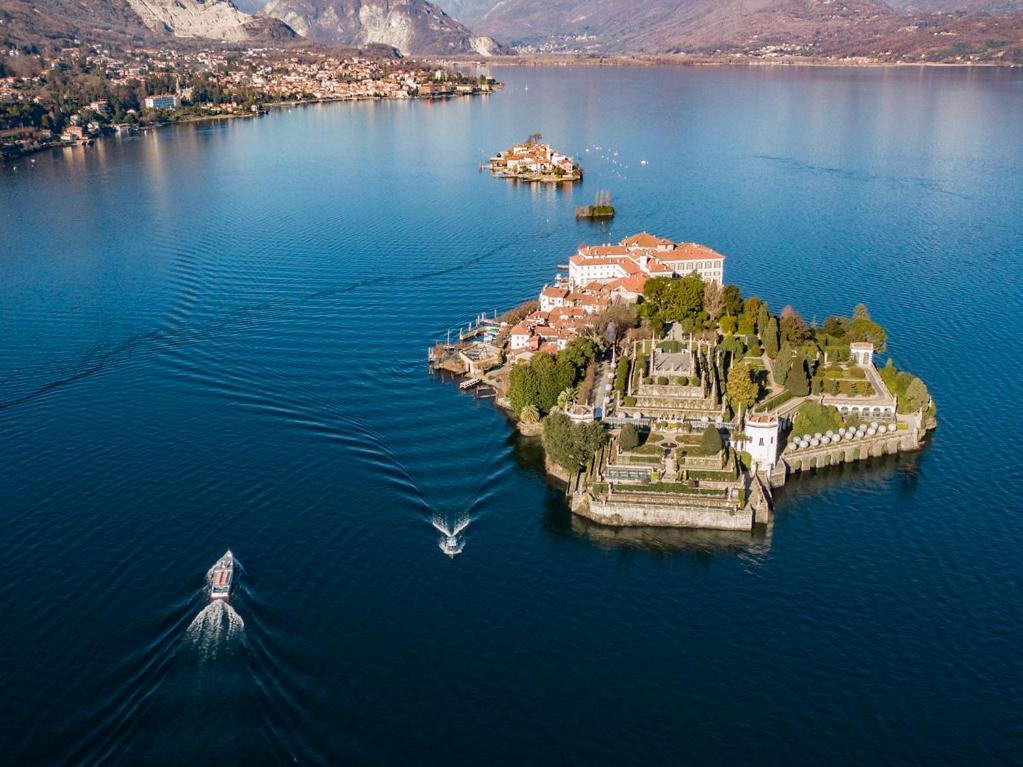 Breathtaking Lake View In The Heart Of Stresa Zewnętrze zdjęcie